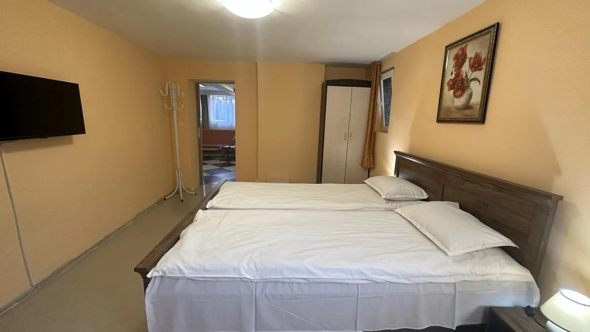 Spacious Apartment In Central Burgas