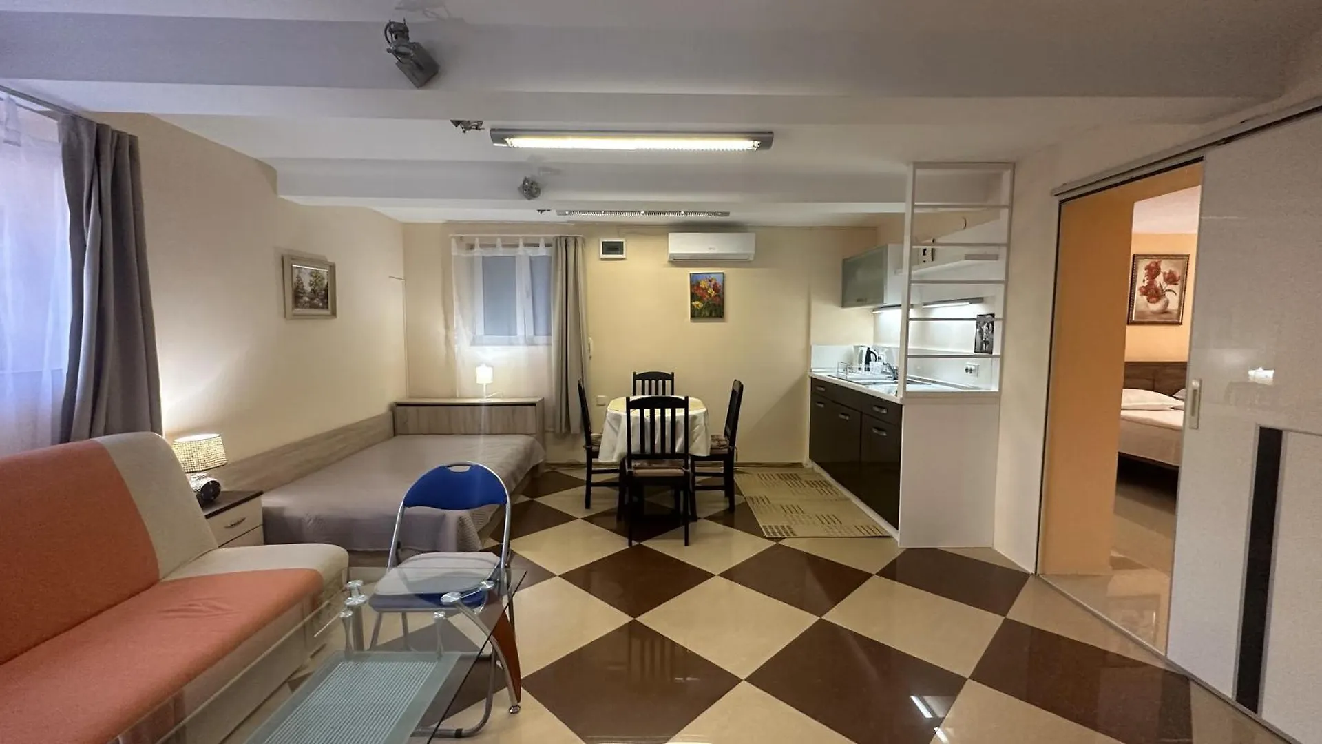 Spacious Apartment In Central Burgas